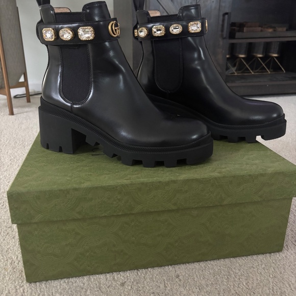 Gucci Nero Ankle Boot **Authentic** - Picture 3 of 6
